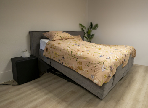 Anti-trendelenburg bed